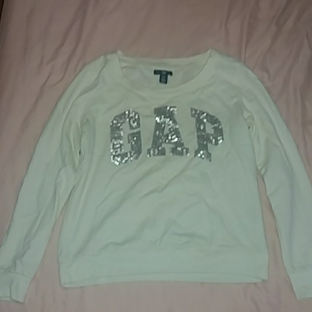 GAP sweater